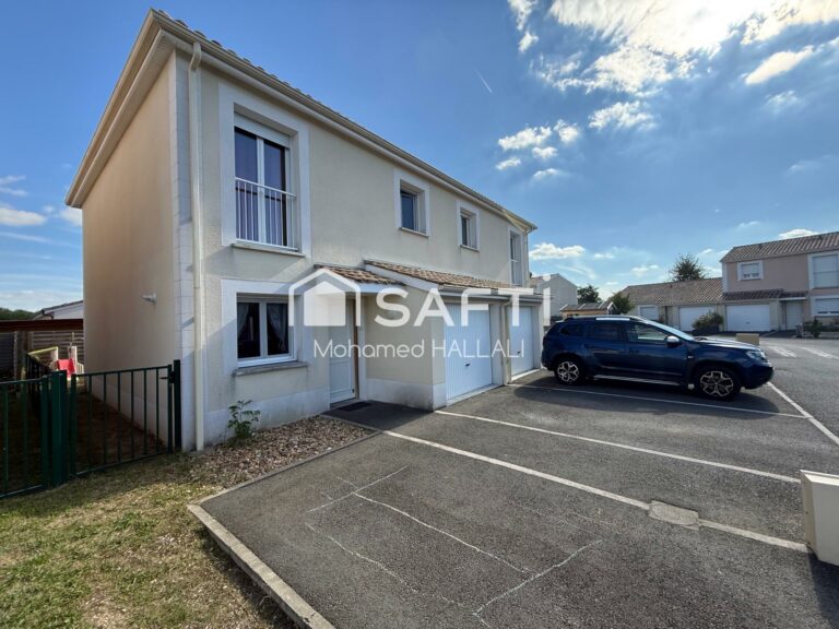 Maison contemporaine avec jardin et parking