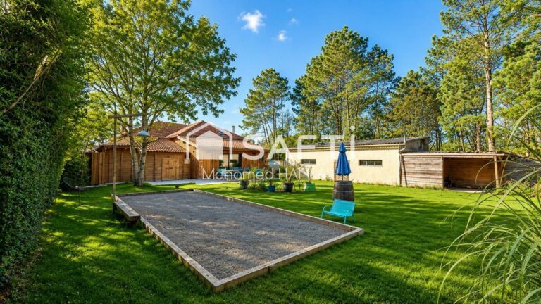 Proche parc d&rsquo;attraction, maison 3 logements, 1200 m²