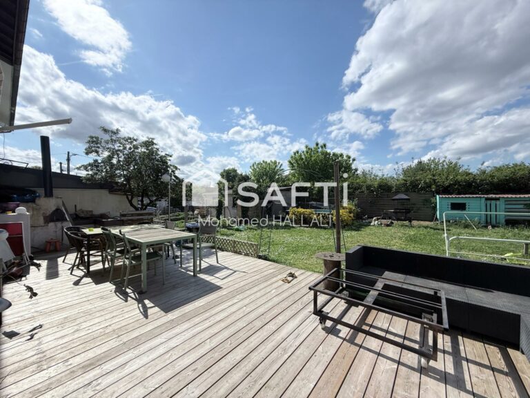 Maison 105 m2, avec jardin, 3 chambres  et bureau